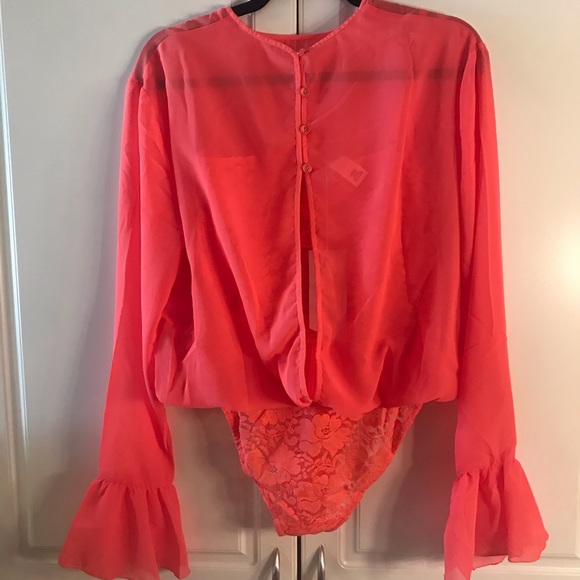 HAH/HOT AS HELL Tops - TOP NWT